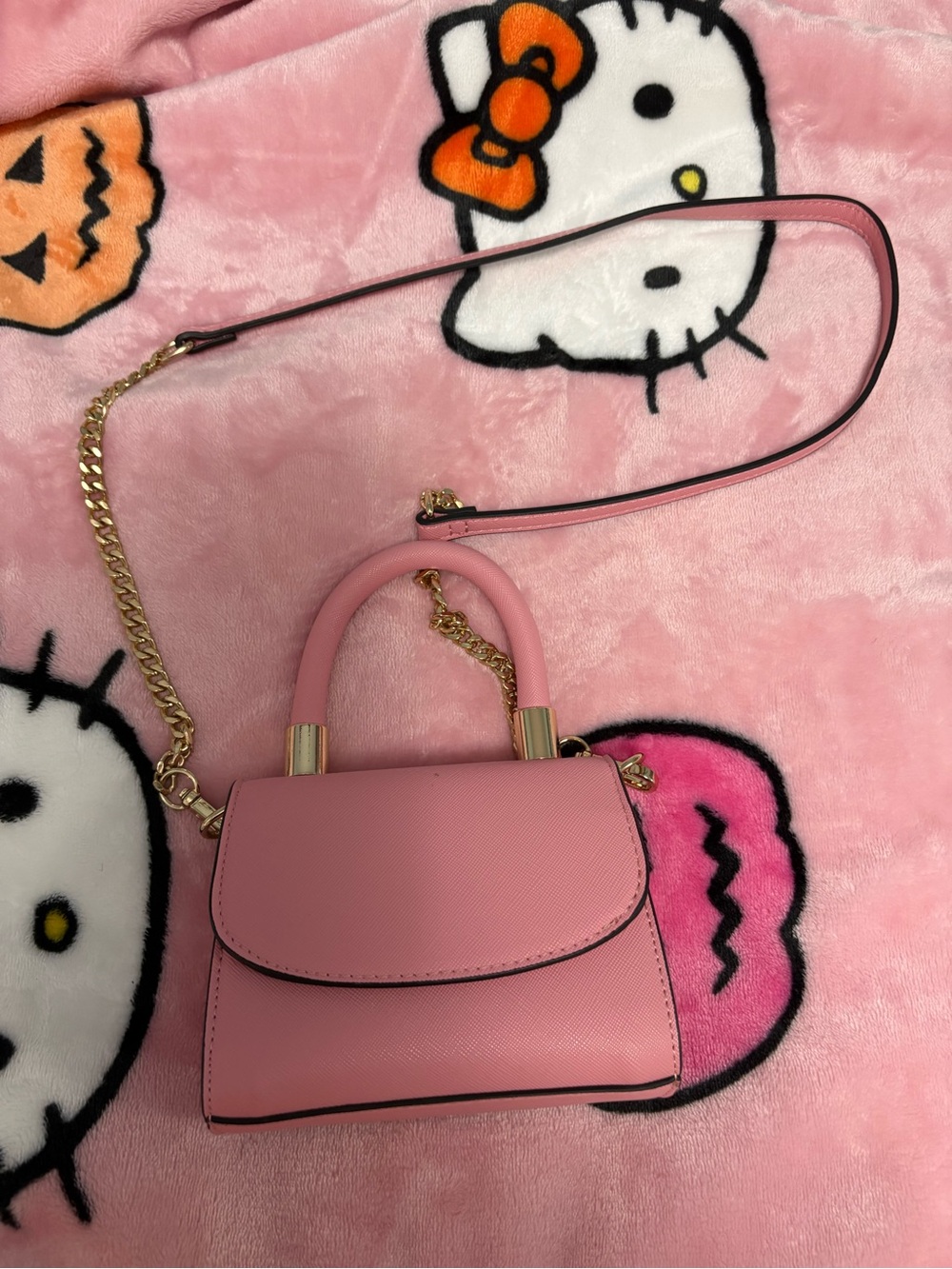Pink purse